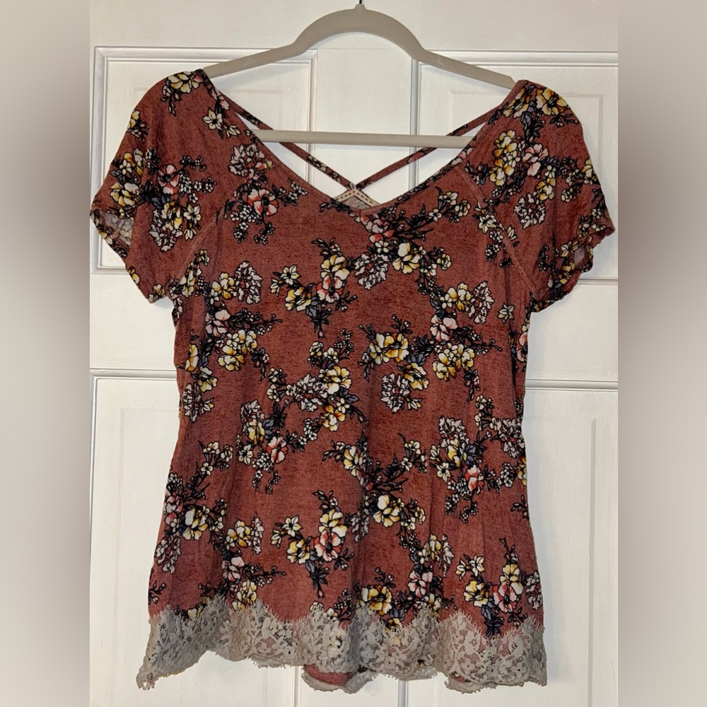 Kohl’s REWIND Floral Blouse Women’s